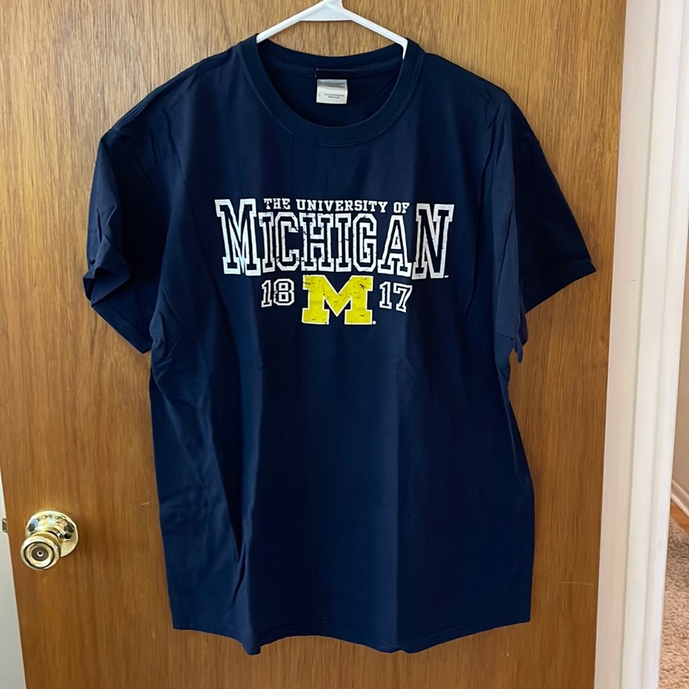 Michigan University Large Tee